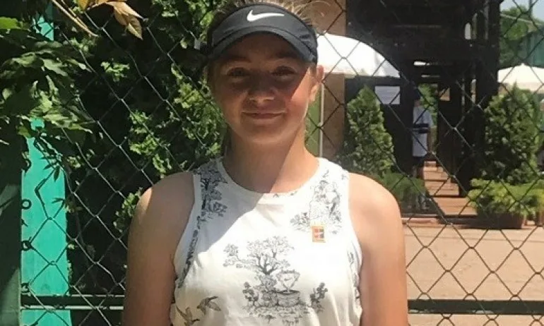 Александра Габровска е трета на турнир от Тенис Европа в академията на Ким Клайстерс - Tribune.bg