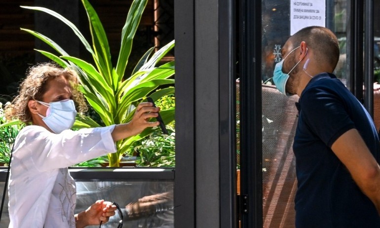 Ресторантьори с остра позиция: Спрете да се гаврите с нас и действайте! - Tribune.bg