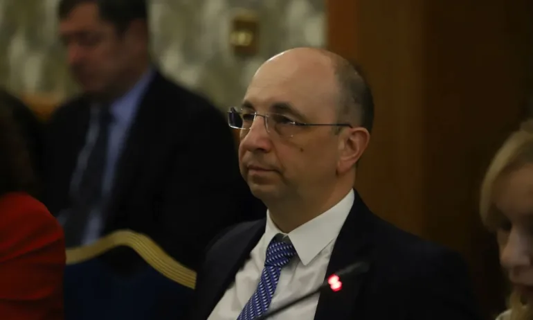 Николай Василев: Загадка е какво търсят ДБ с ПП, нямат никаква прилика в политиките - Tribune.bg