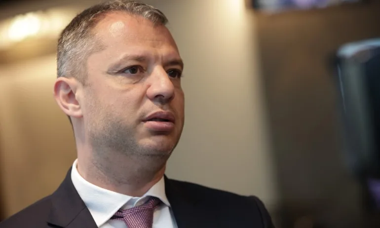 Делян Добрев: Кабинетът на тик-ток звездата Гюров оставя наистина тежко наследство за Радев - Tribune.bg