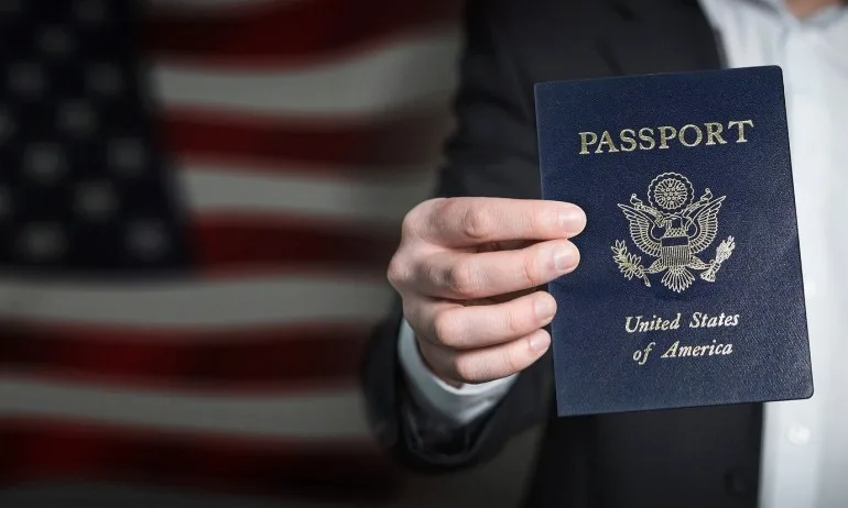В САЩ издадоха паспорт, в който полът е обозначен с Х - Tribune.bg