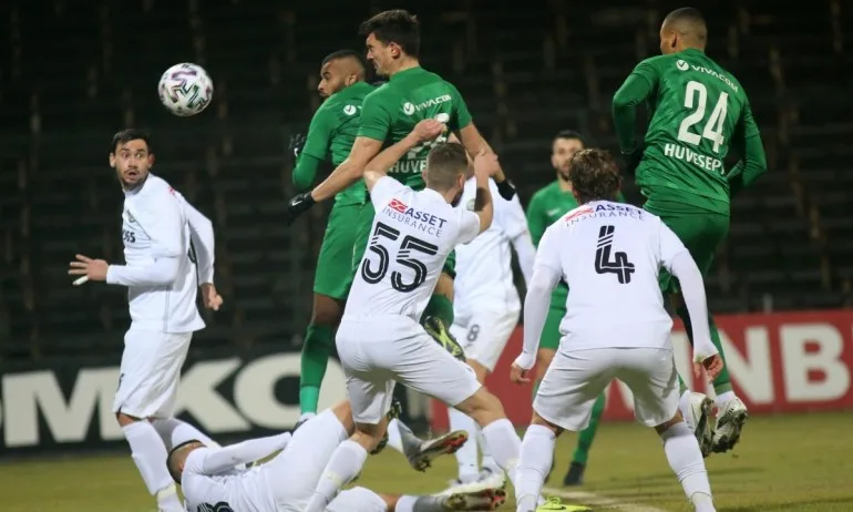 Лудогорец се завърна на върха в efbet лига - Tribune.bg