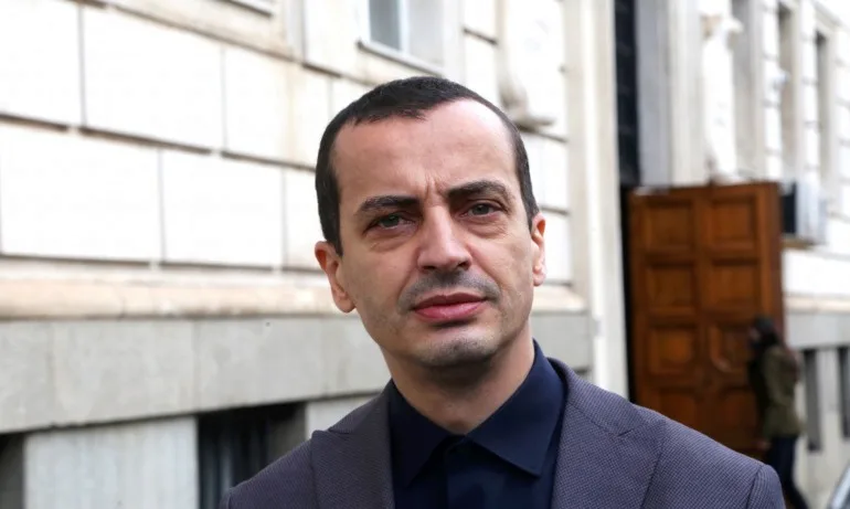 Тодор Чобанов: С настъпващите избори ще се засилят фалшивите новини, свързани с пандемията - Tribune.bg