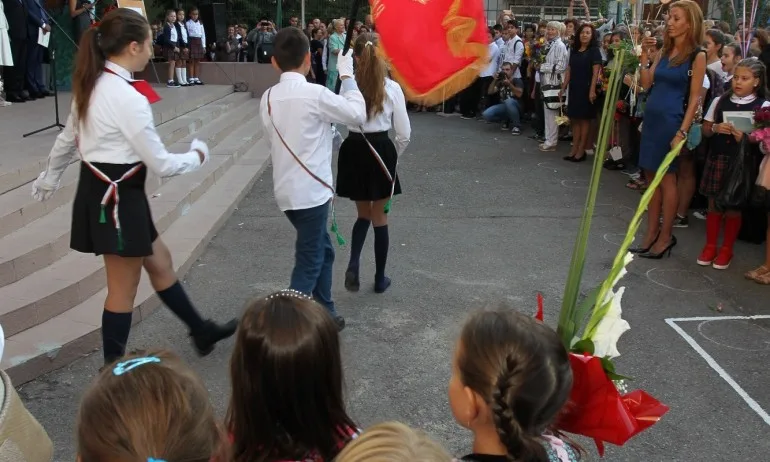 Начало на приема на първокласници в София - Tribune.bg