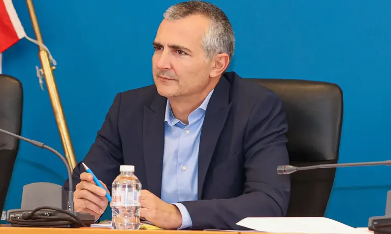 Скандална наредба спира ремонтите на спортни бази - Tribune.bg