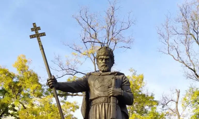 Гърция връща тленните останки на цар Самуил в България - Tribune.bg
