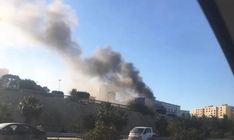 Терористично нападение срещу външното министерство на Либия - Tribune.bg