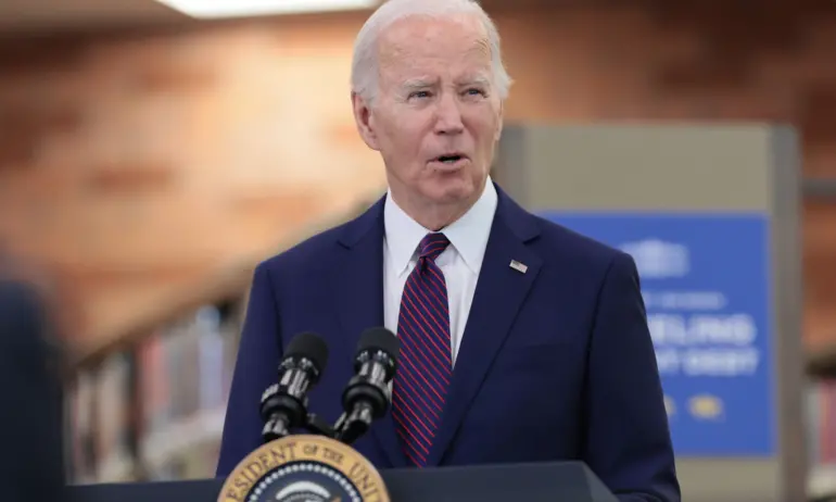 Байдън обяви над 500 нови санкции срещу Русия заради войната и Навални - Tribune.bg