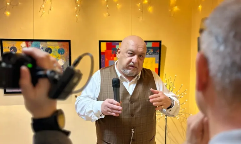 Вдъхновение 4 на Красен Кралев: символи от форма и цвят - Tribune.bg