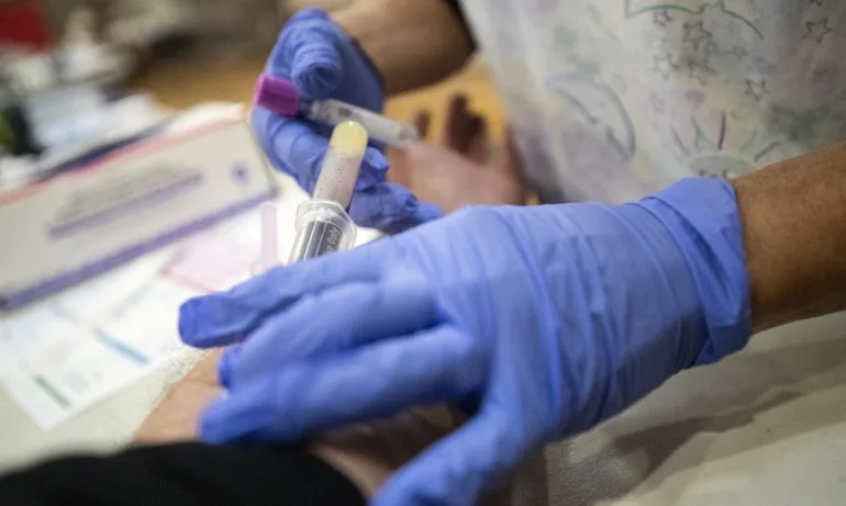 1681 нови случаи на коронавирус у нас за денонощие - Tribune.bg