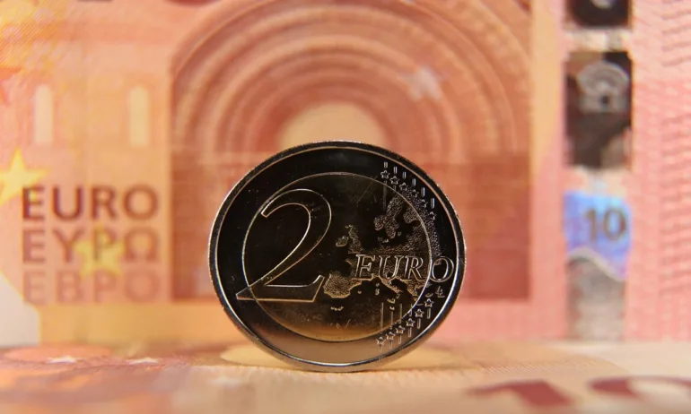 Рекордният бюджет на ЕС от 2 трилиона евро: Кой печели и кой губи? - Tribune.bg