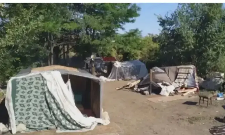 След побоя над баща и син – разчистват катуните в промишлената зона на Бургас - Tribune.bg