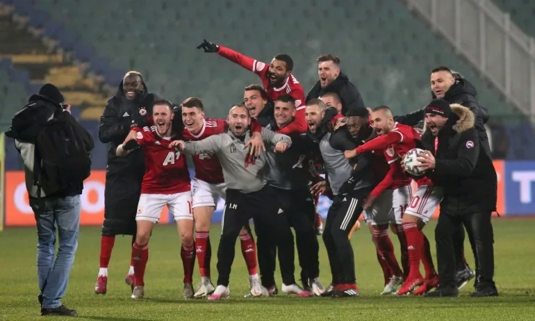 Али Соу остава в ЦСКА, Арсенал следи Антов - Tribune.bg