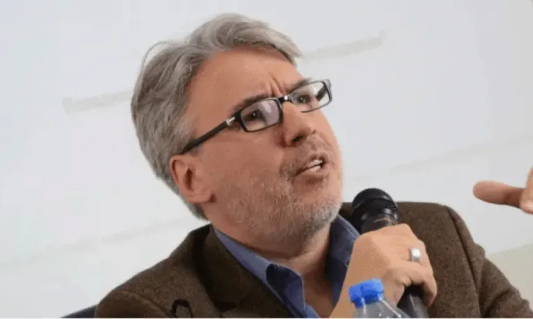 Проф. Стоянов: Трябва да премахнат служебното правителство като институт - Tribune.bg