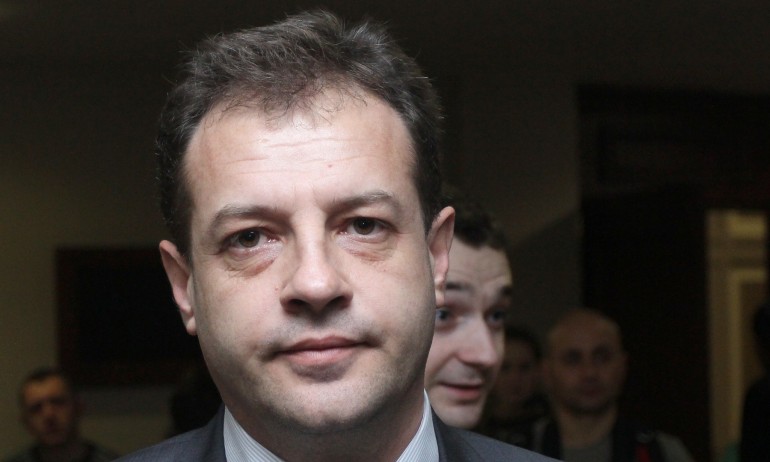 Василев обещал помощ на общините, кметовете искат 300 милиона за ремонт на пътища - Tribune.bg