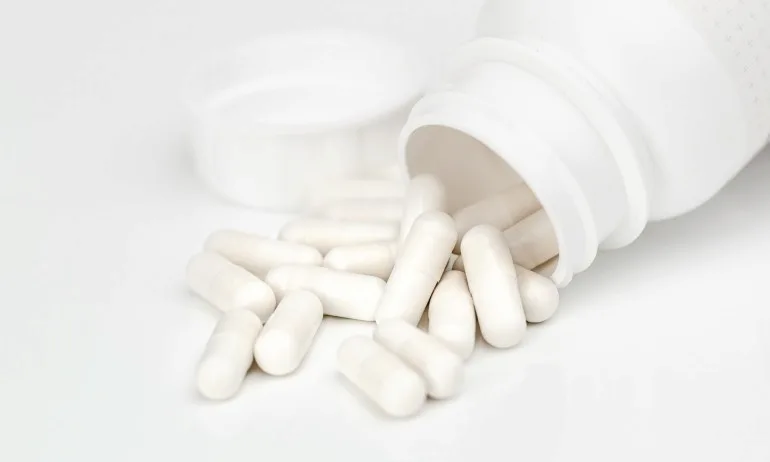 Николай Колев: FrogNews и Факти.бг тиражираха лъжа - за лекарство, което в Швейцария струвало 18 лв., а в България – 250-280 лв. - Tribune.bg