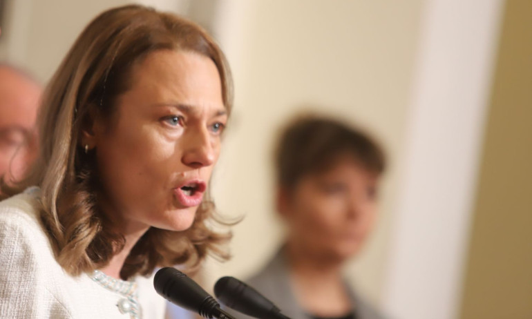 Ива Митева: Ако третият мандат отиде при ИТН би могло да се опита - Tribune.bg