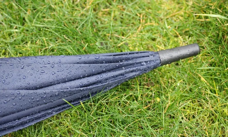 Валежи и гръмотевици ще понижат температурите - Tribune.bg