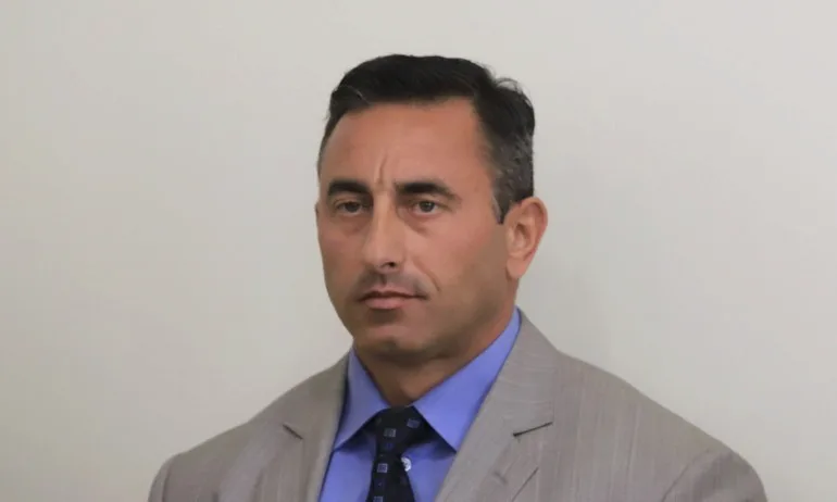 Григор Лилов: Трима президенти, може би и четвърти, един премиер, контрольорът му и няколко министри зад културиста – шеф на НАП!? - Tribune.bg