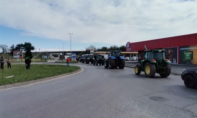 Протестиращи зърнопроизводители ще се срещнат с президента Румен Радев - Tribune.bg