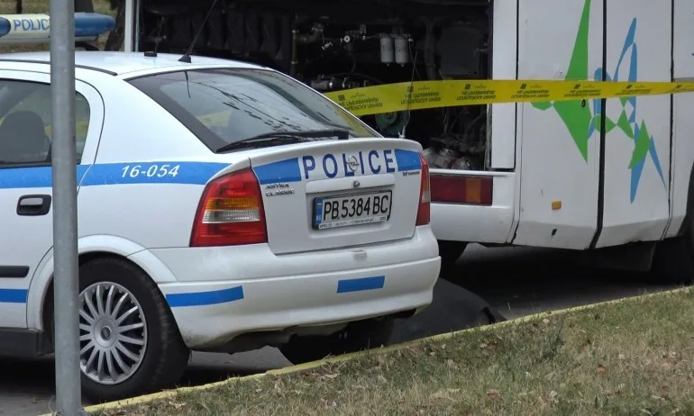 На магистрала Хемус: Инцидент с автобус, пълен с деца - Tribune.bg