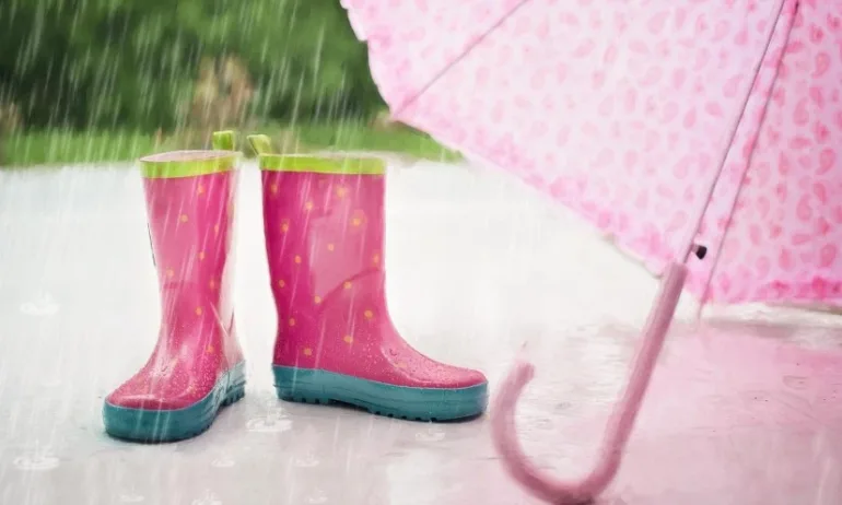 Бурите продължават, очакват се и градушки - Tribune.bg