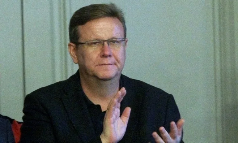 Явор Дачков: Радев да забрави лозунга Мутри вън и да приеме съвсем сериозно опонента си - Tribune.bg