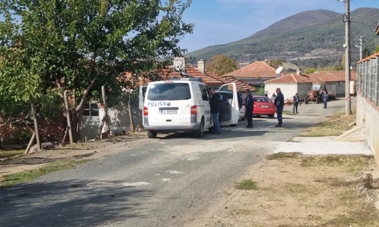 Очаква се прокуратурата да даде повече информация за тройното убийство в Бургаско - Tribune.bg