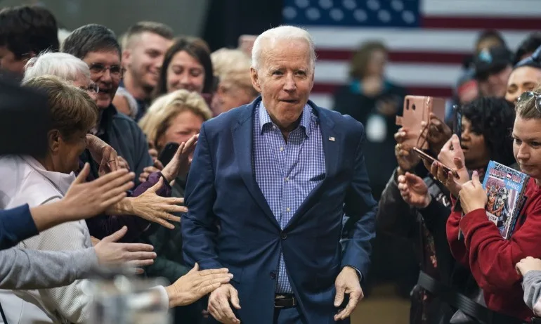 Байдън убеден в победата си на фона на продължаващото броене на гласове в САЩ - Tribune.bg