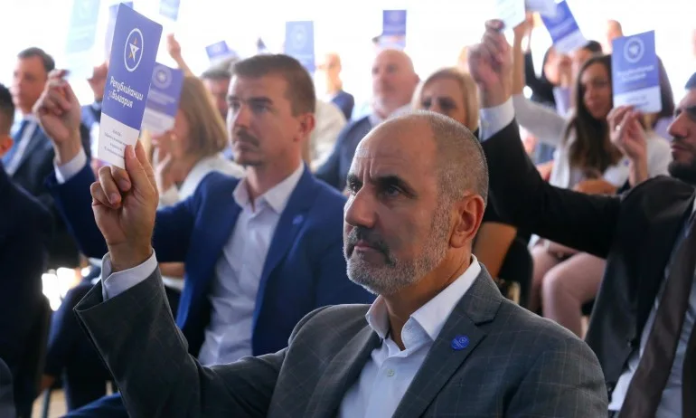 Шеги в мрежата: членството при Цветанов вървяло с 40% отстъпка за апартамент - Tribune.bg