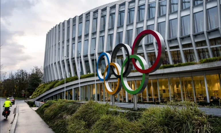 Историческо: МОК избра за първи път жена за шеф - Tribune.bg