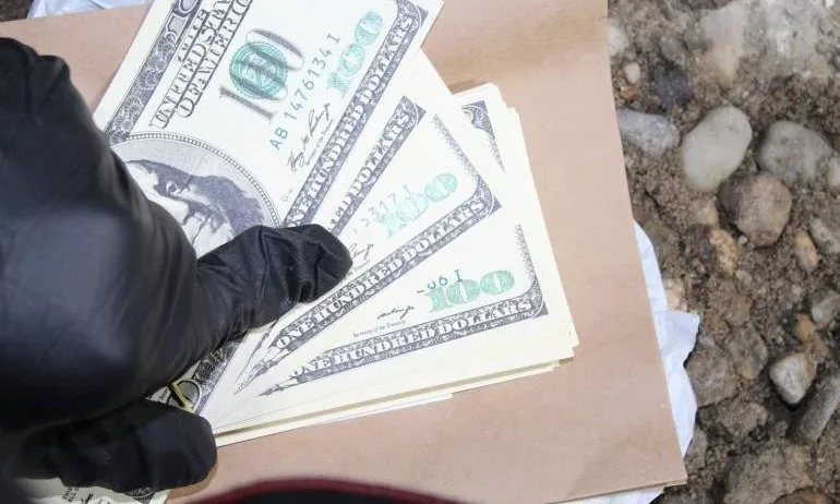 Съдът реши: Арест за задържаните заради печатницата за фалшиви пари във ВУЗ - Tribune.bg