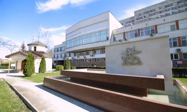 УМБАЛ Свети Георги: По предварителни данни момичето е починало от усложненията на заболяването си - кардиомиопатия - Tribune.bg