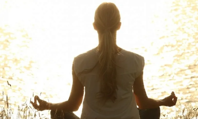 Усмихнете аурата си - Tribune.bg