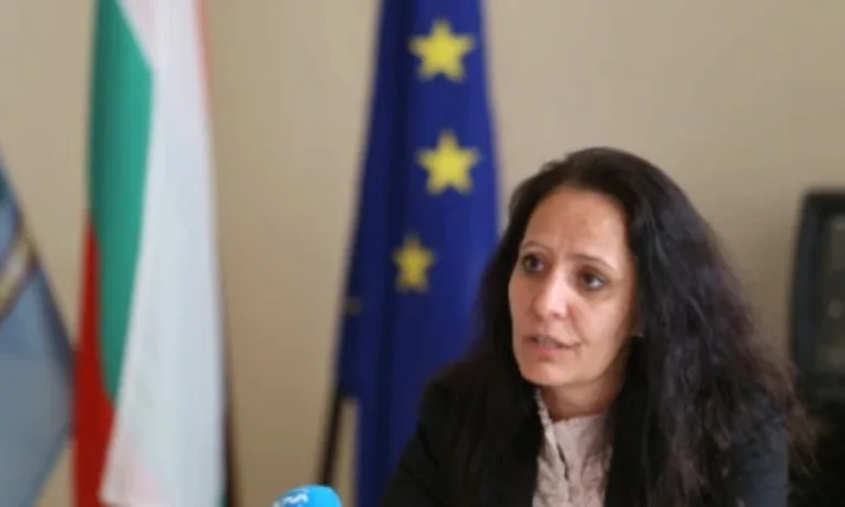 Кметицата на ДБ, обвинена в конфликт на интереси се оправда с политически атаки - Tribune.bg