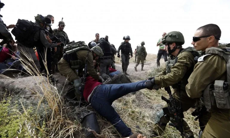 Най-малко 50 ракети са били изстреляни по Израел от Ивицата Газа - Tribune.bg