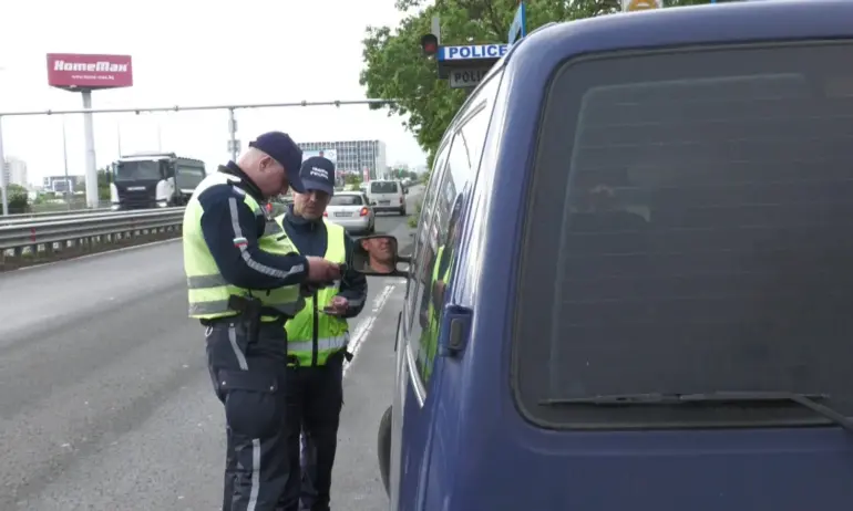 С вързани ръце сме: Срина се електронната система за задължителната полица Гражданска отговорност - Tribune.bg