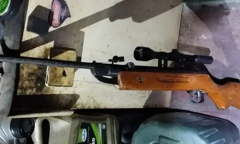 Мъж простреля с въздушна пушка 9-годишно дете - Tribune.bg