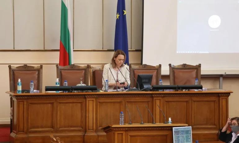 Другата сряда парламентът ще формира редовните си комисии - Tribune.bg