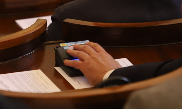 Таско Ерменков: На следващите избори ще се гласува въздържал се за БСП - Tribune.bg