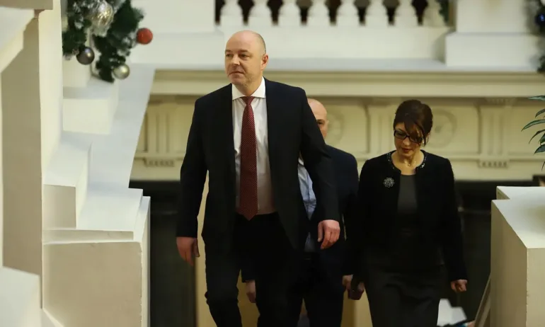 Проф. Николай Габровски се срещна и с БСП - Tribune.bg