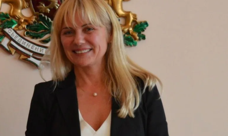 Предложената от Трифонов за социален министър: Ново лице сменило 6 министерства и 8 правителства - Tribune.bg