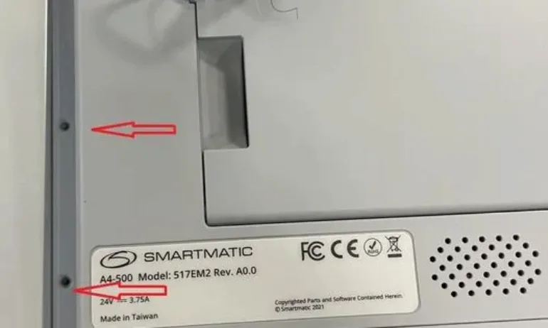 Виктор Димчев показа как се отваря изборна машина – без да се нарушат пломбите на ЦИК, СИЕЛА и ПП/ДБ - Tribune.bg