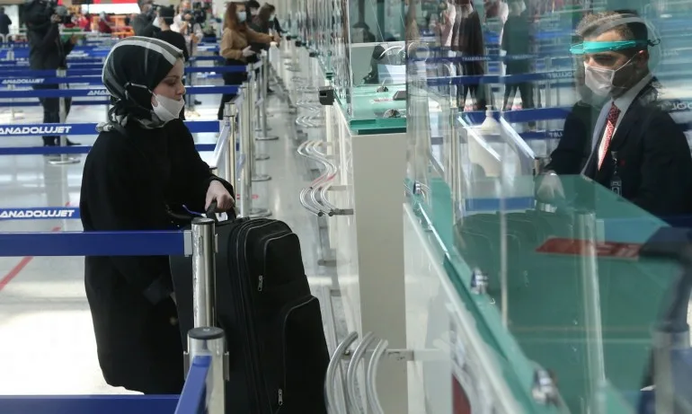 Турция премахва изискването за PCR тест за транзитно преминаващите пътници през летищата, както и за шофьорите на ТИР-ове - Tribune.bg