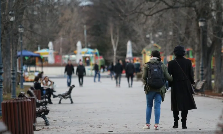 Родените след 1960 г. решават еднократно, разсрочено или пожизнено да получат втора пенсия - Tribune.bg