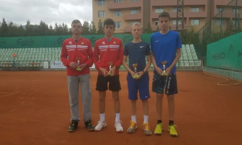 Български триумф при юношите и девойките на двойки в Сливен - Tribune.bg