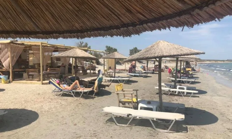 Актуални новини от гръцки плаж – явно бг политиците са прогонили туристите и от тук… - Tribune.bg