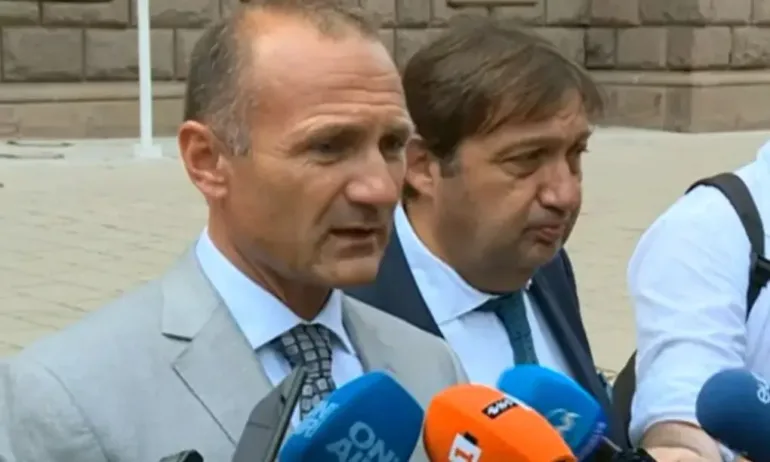 След срещата при Радев: Служебните министри с надежда от 1 октомври да тръгне газа по интерконектора - Tribune.bg