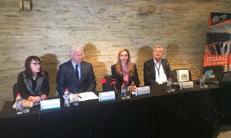 Ангелкова в Пловдив: Туризмът ще е структуроопределящ отрасъл за икономиката на града - Tribune.bg