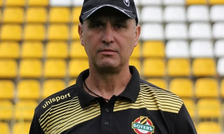 Димитър Младенов е новият директор на ДЮШ на Ботев Пд - Tribune.bg